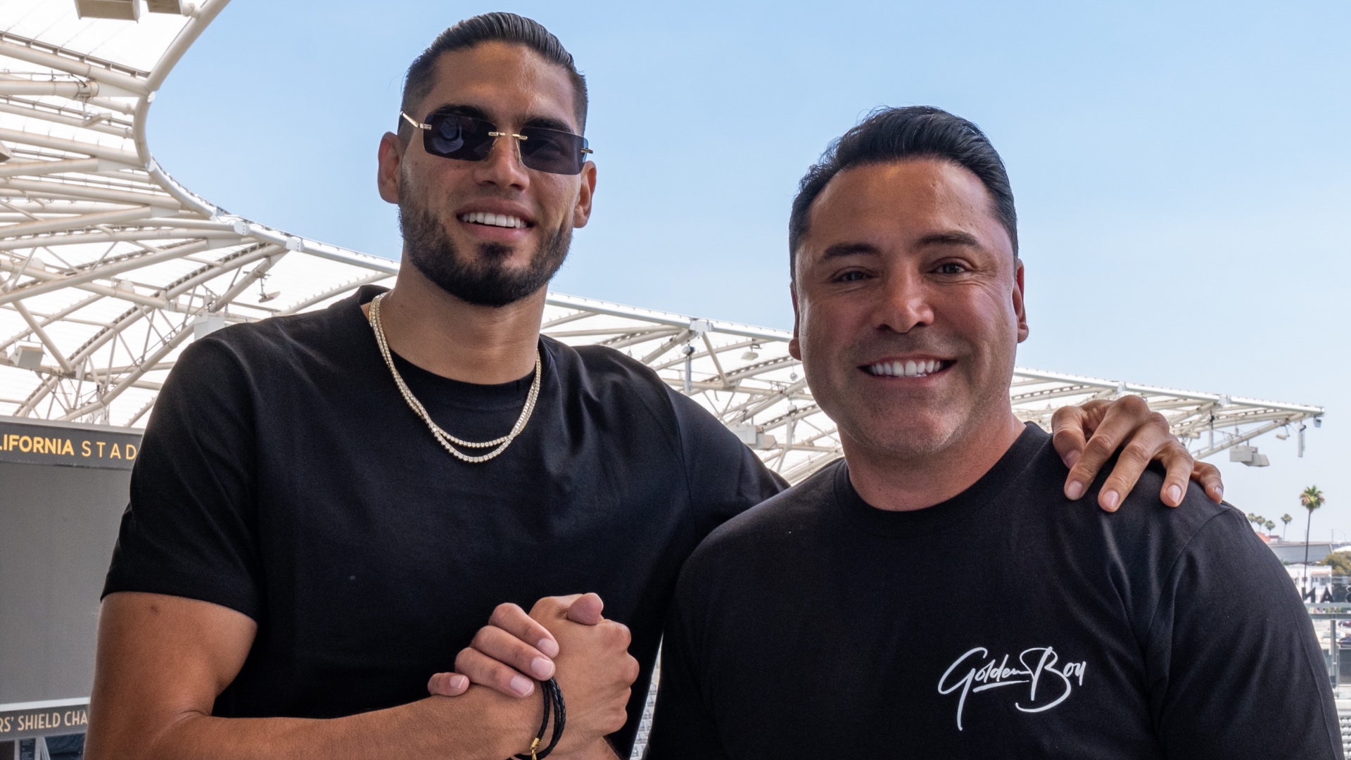 Gilberto Ramirez and Oscar de la Hoya