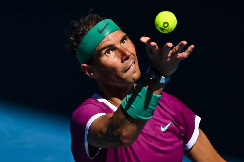 Nadal e Berrettini, colpi dell'anno e stringhe arcobaleno: il Day 3 dell'Australian Open