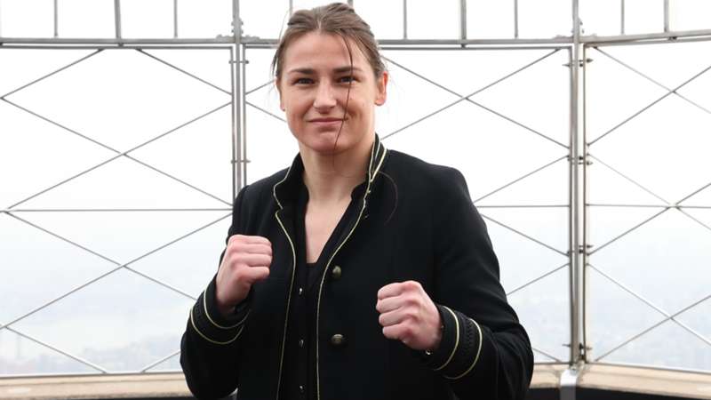 Callum Smith backs Katie Taylor to beat Amanda Serrano on points