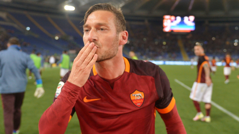 Roma, l'esordio di Francesco Totti a soli 16 anni in Serie A