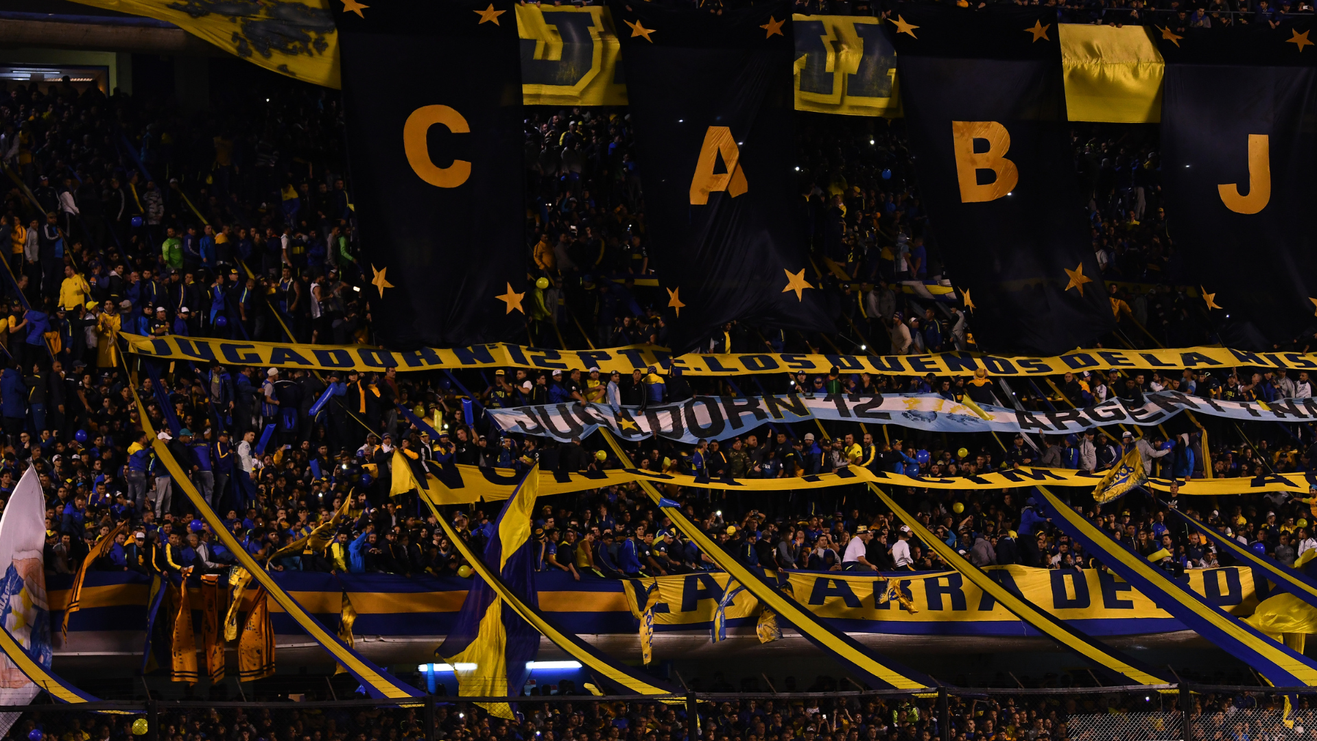 La coreografia dei tifosi del Boca Juniors