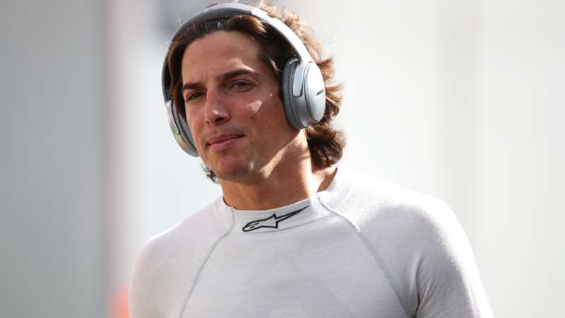 Roberto Merhi elogia la temporada de Fernando Alonso con Aston Martin: "Ha conseguido meter ahí un coche que no era tan bueno como nos pensábamos"