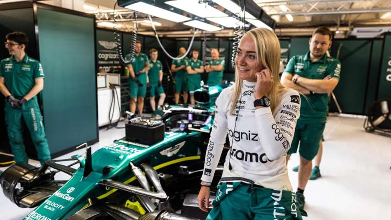 Mike Krack explica la magnitud del fenómeno Jessica Hawkins: "Ha demostrado que las mujeres pueden soportar la carga física de un GP de F1"