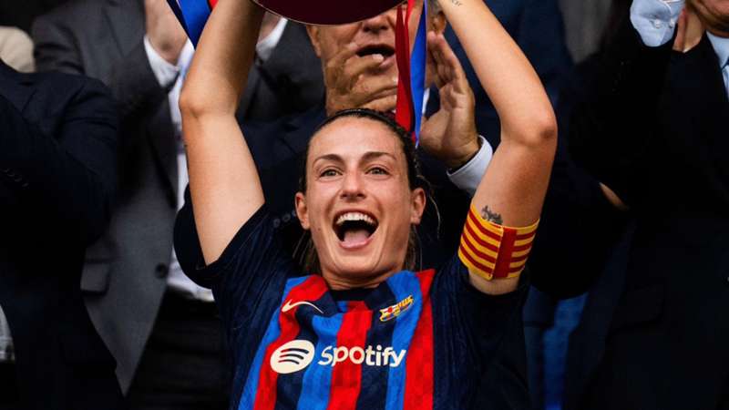 What is Barcelona's UEFA Women's Champions League final record? How many UWCL titles have Barcelona won?