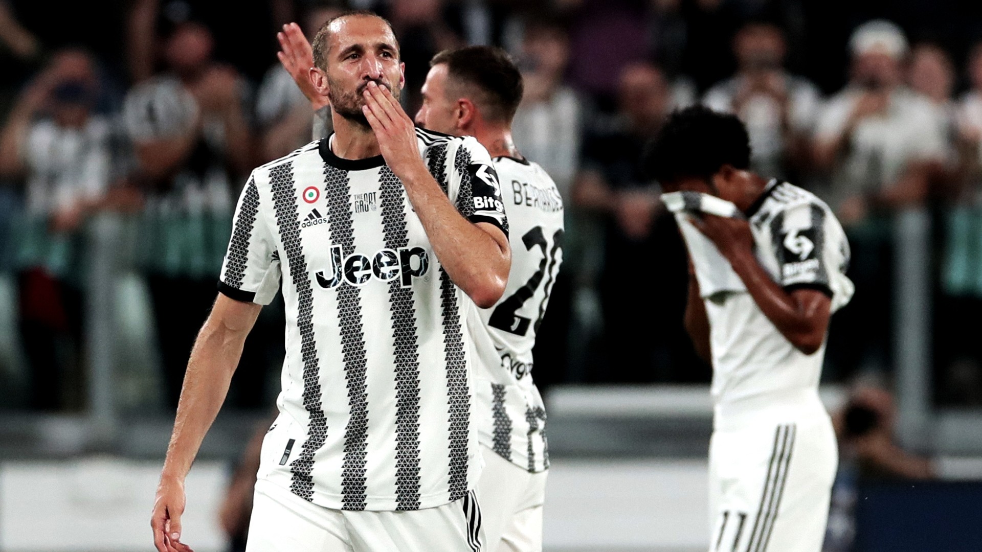 キエッリーニ 古巣ユヴェントスの米国遠征で元同僚らと再会 ポグバは熱狂をもたらす セリエa Dazn News 日本