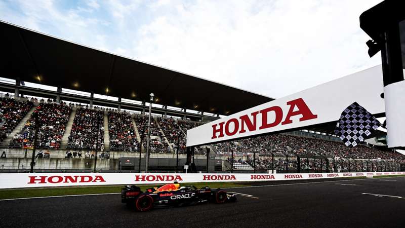 2022-11-02 Verstappen Red Bull Suzuka Honda Logo F1 Formula 1