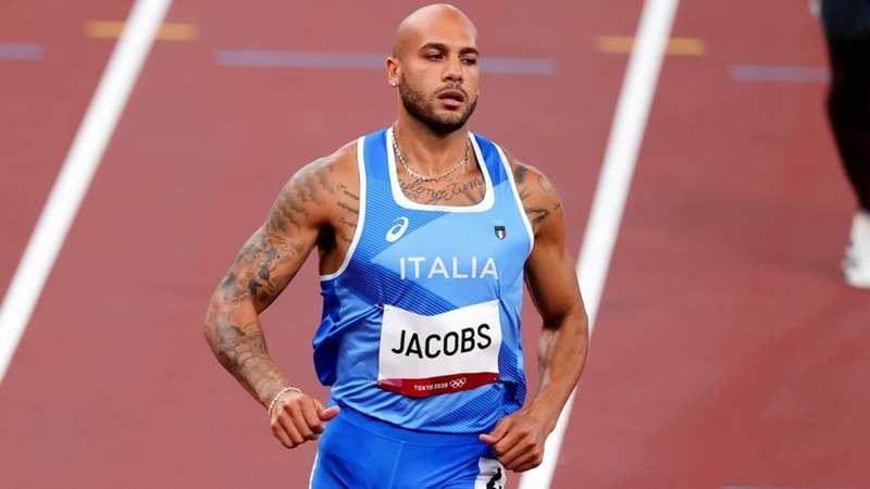 Mondiali di Atletica, Marcell Jacobs soffre ma arriva secondo e va in semifinale: "Sarà durissima"