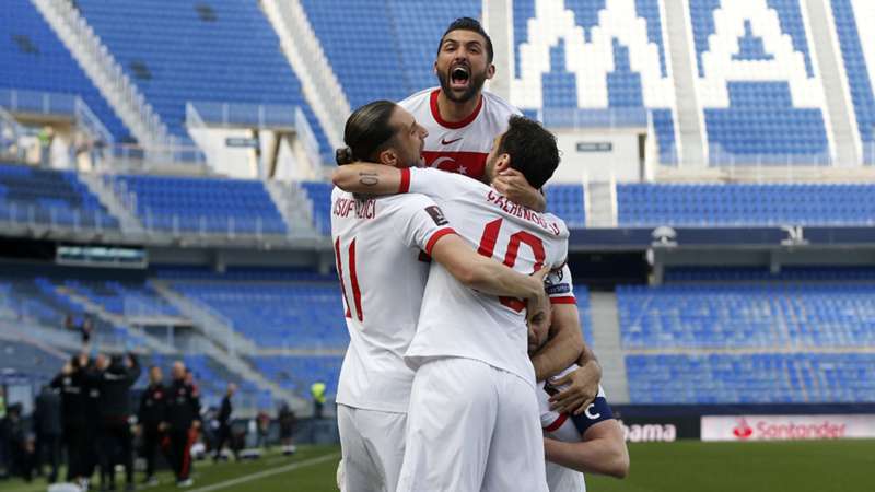 Türkei vs. Lettland live im TV und LIVE-STREAM: Die WM-Qualifikation auf DAZN - alles zur Übertragung