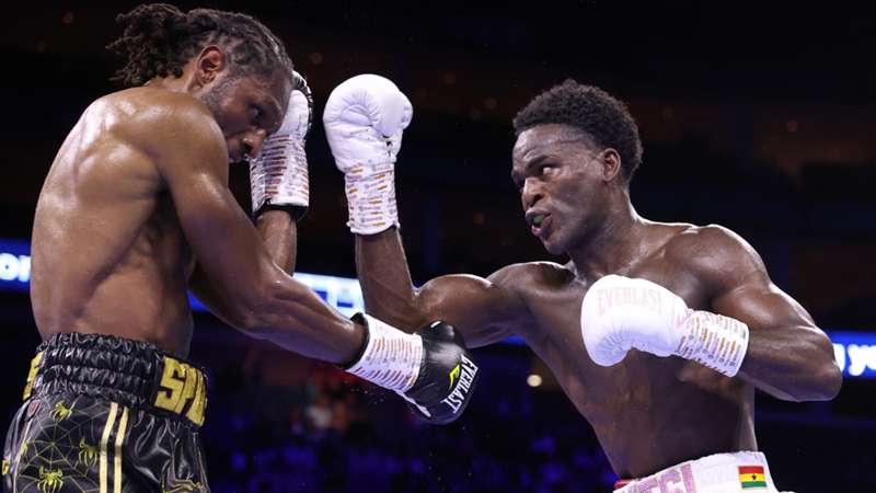 Joshua Buatsi wins decision over Craig Richards to inch closer to title shot