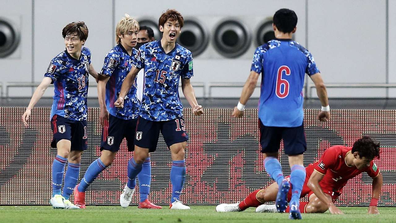 コラム フィジカル メンタル そして戦術 サッカーのあらゆる要素が問われた9月の2試合 サッカー日本代表 Dazn News 日本 コラム フィジカル メンタル そして戦術 サッカーのあらゆる要素が問われた9月の2試合 サッカー日本代表 Dazn News 日本