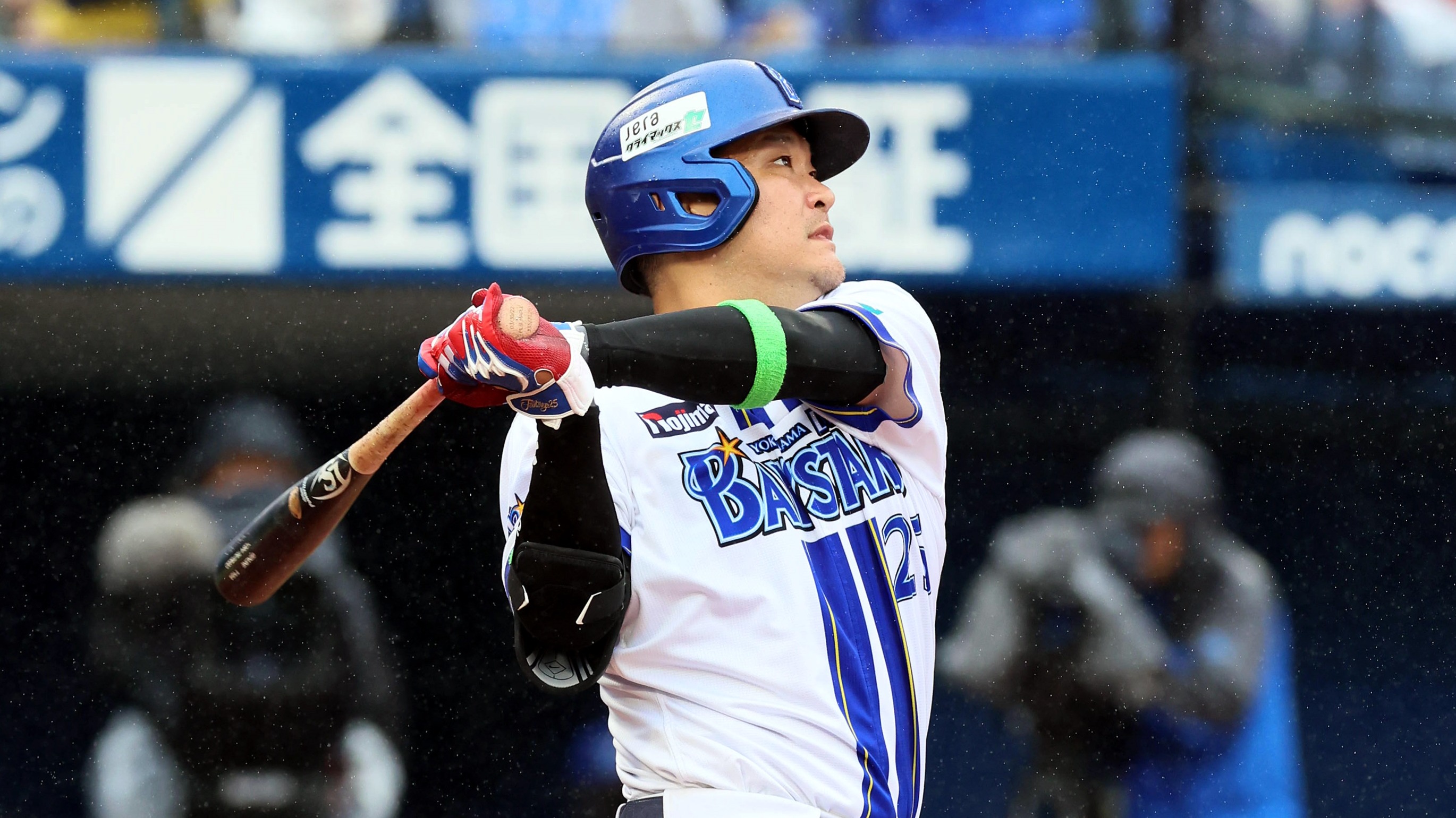 引退モデルno.19 ベンゼマ　タグ付　フランス代表 引退モデルno.19 ベンゼマ タグ付 フランス代表 引退モデルno.19