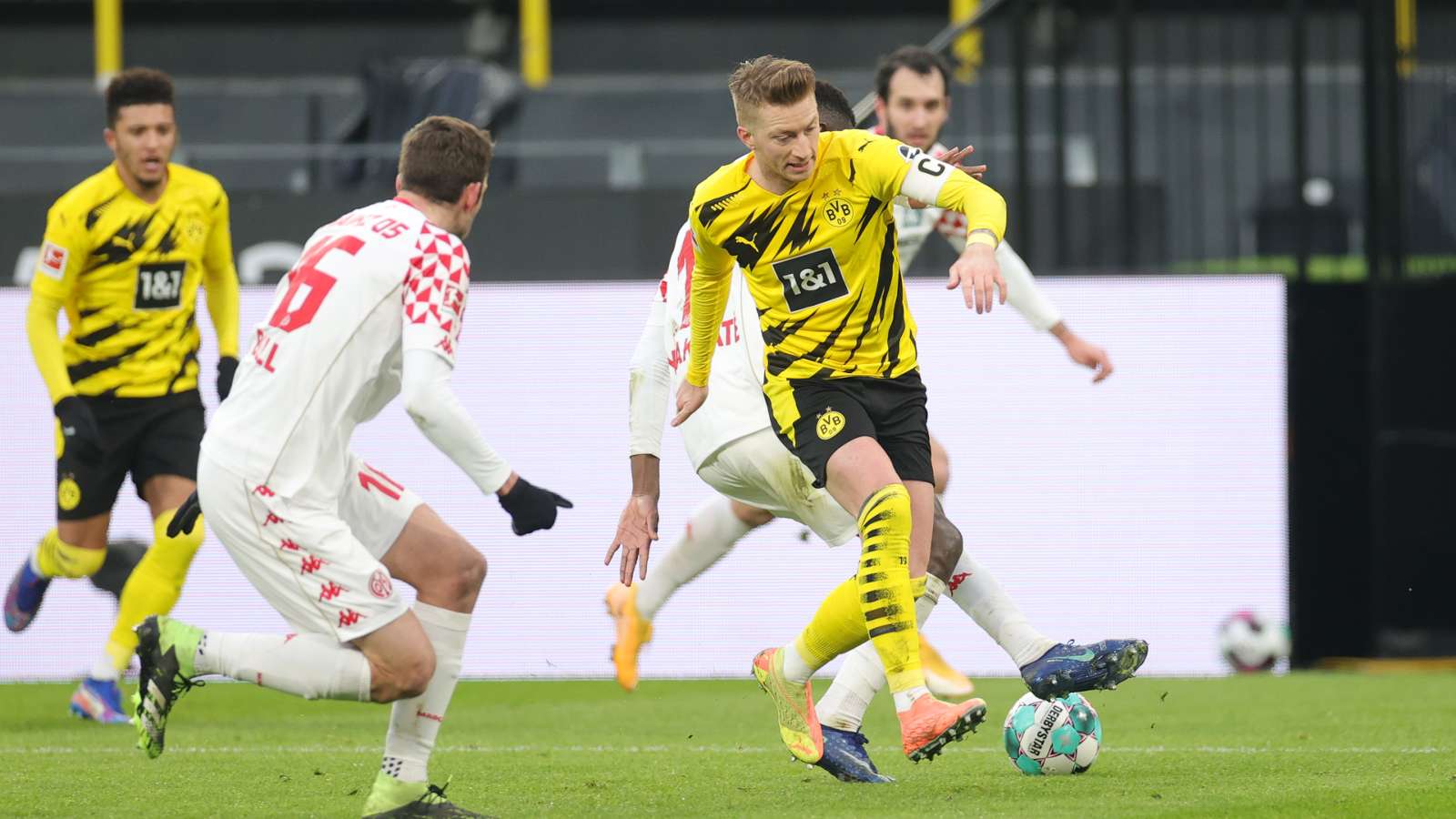 Mainz 05 vs. BVB (Borussia Dortmund) live im TV und LIVESTREAM sehen alles zur Übertragung