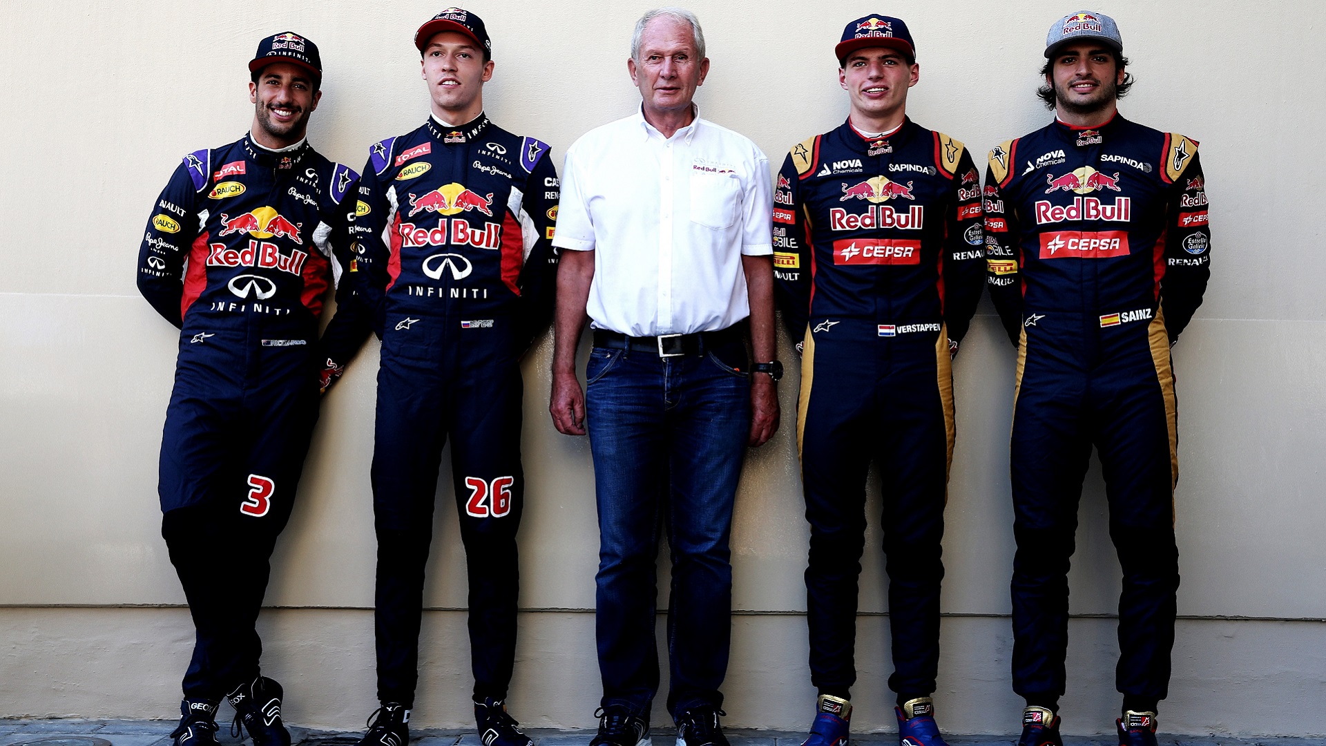 2022-07-07 2015 Ricciardo Kvyat Marko Verstappen Sainz Red Bull Toro Rosso F1 Formula 1