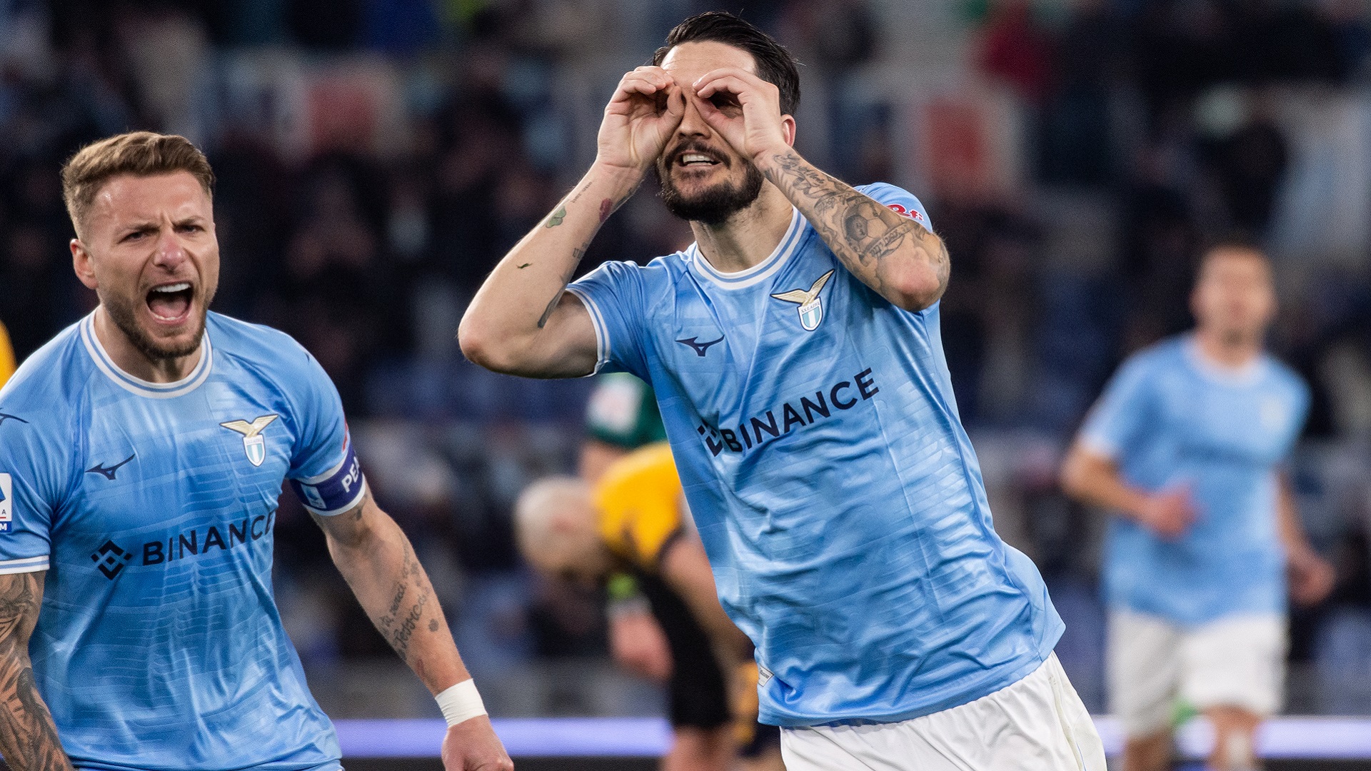 Luis Alberto esulta in Lazio-Sampdoria