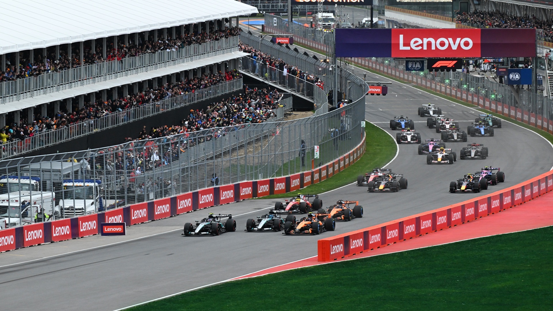 歴代F1ドライバー】記録より記憶に残る奔放な英国人｜エディ