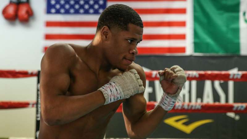 Eddie Hearn sobre Devin Haney: "Su plan es ir y conseguir esos cinturones"