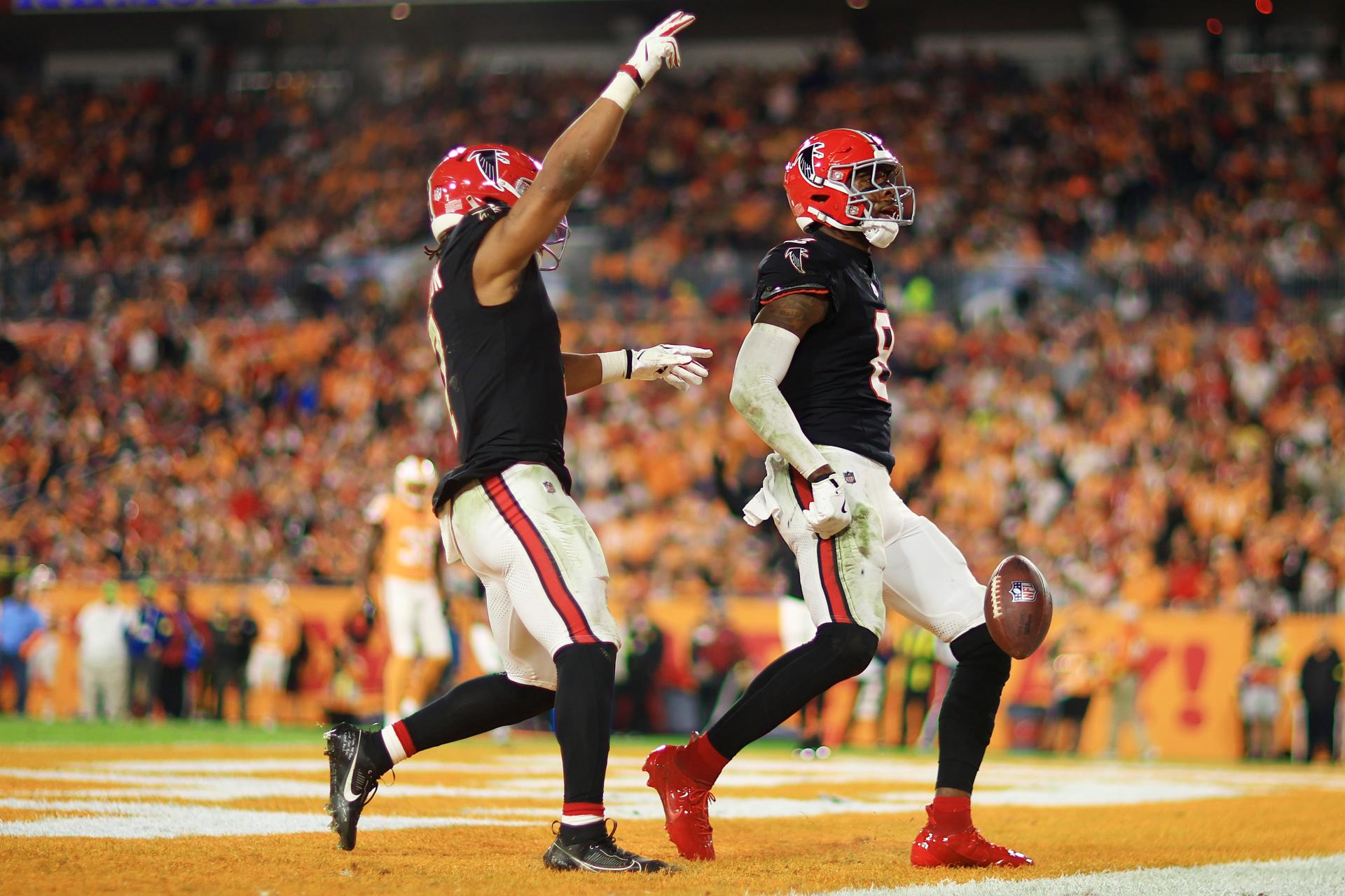 NFL Thursday Night Football : les Falcons renversent les Buccaneers ...