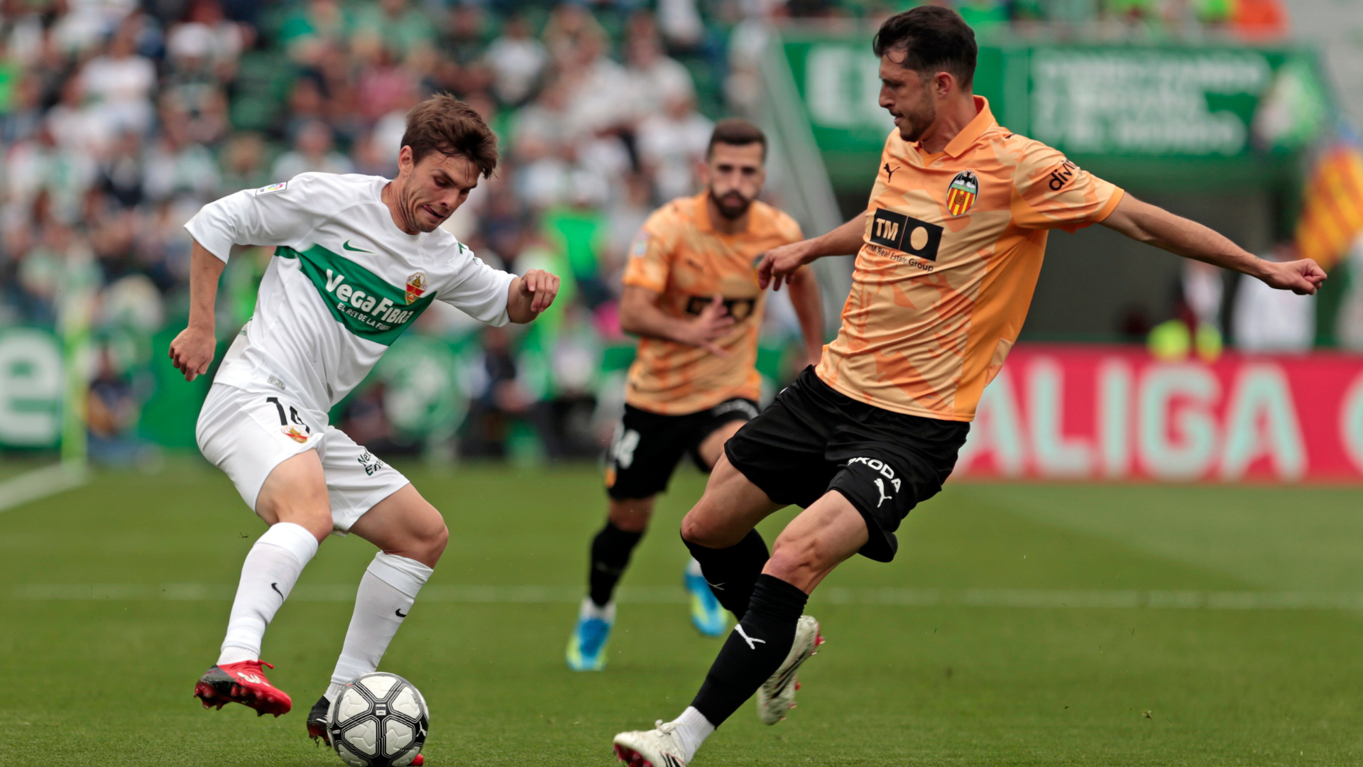 Puntos DAZN Elche vs Valencia de la FANTASY LALIGA 2025/26 ...