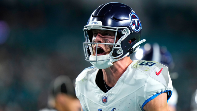 Así celebró Will Levis, quarterback de los Tennessee Titans, la victoria por sorpresa de su equipo ante los Miami Dolphins