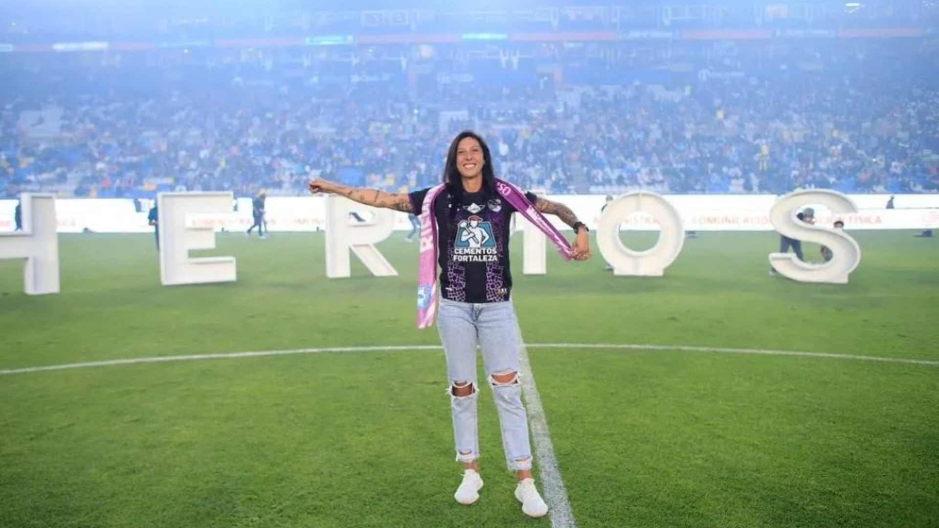 Jenni Hermoso Presentacion Pachuca 2022