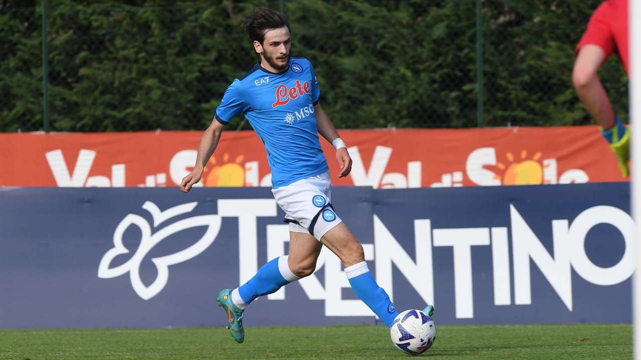 Kvaratskhelia presenta la nuova stagione con il Napoli | DAZN News Italia
