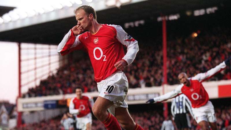 William Gallas compares current midfielder to club legend Dennis Bergkamp