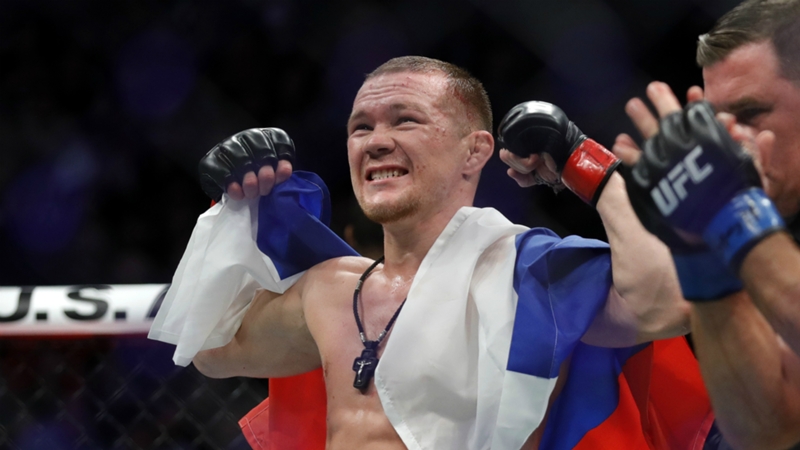 What time is the UFC tonight? Cagewalks, running order, streaming, how to watch Petr Yan vs. Merab Dvalishvili