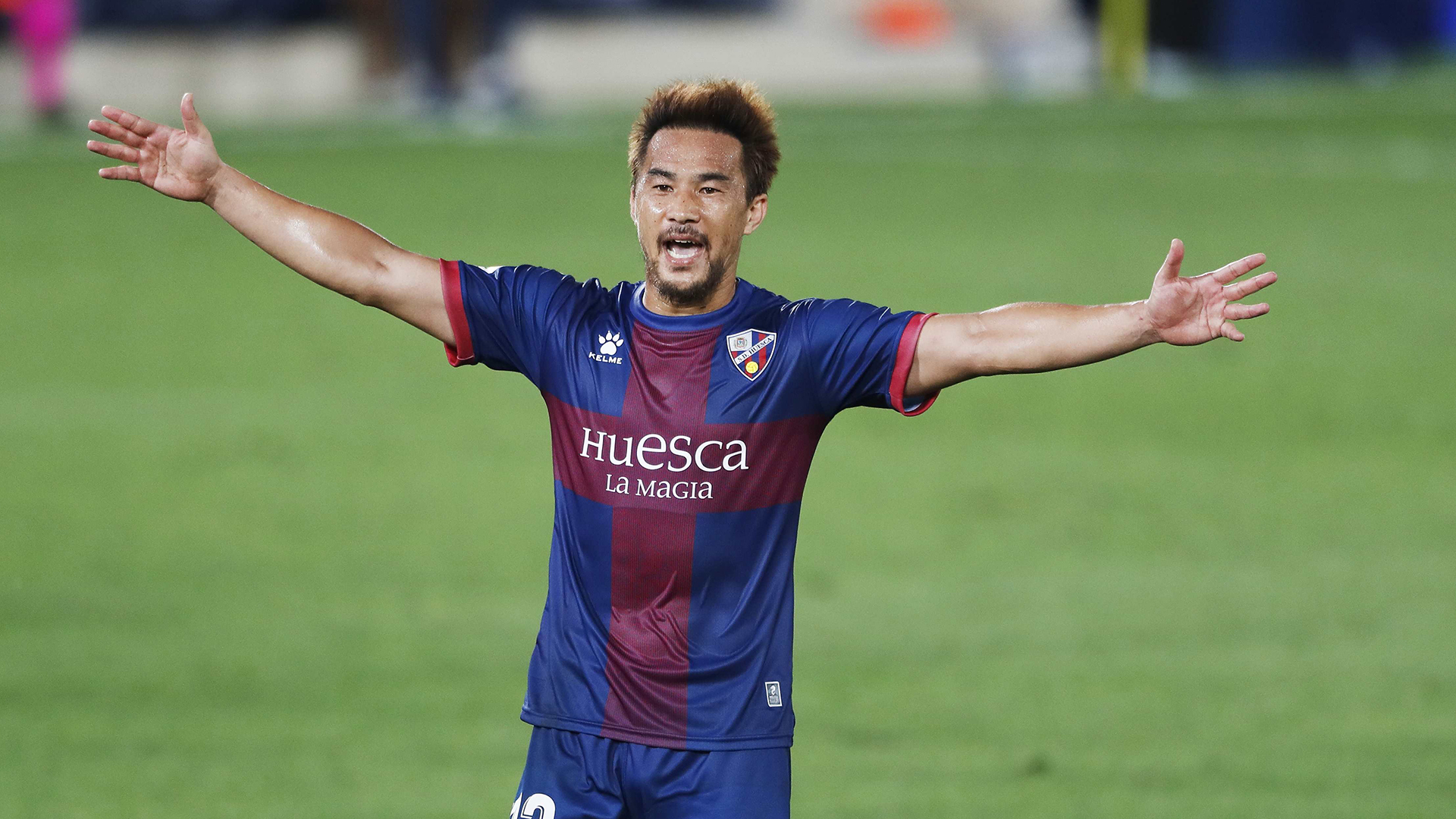 ウエスカ 今季13試合目でついに初勝利 先発の岡崎慎司は2度ゴールを取り消されて2戦連発ならず Goal Com ウエスカ 今季13試合目でついに初勝利 先発の岡崎慎司は2度ゴールを取り消されて2戦連発ならず Goal Com
