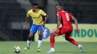 Themba Zwane of Mamelodi Sundowns challenged by Mlungisi Mbunjana of Highlands Park, October 2019
