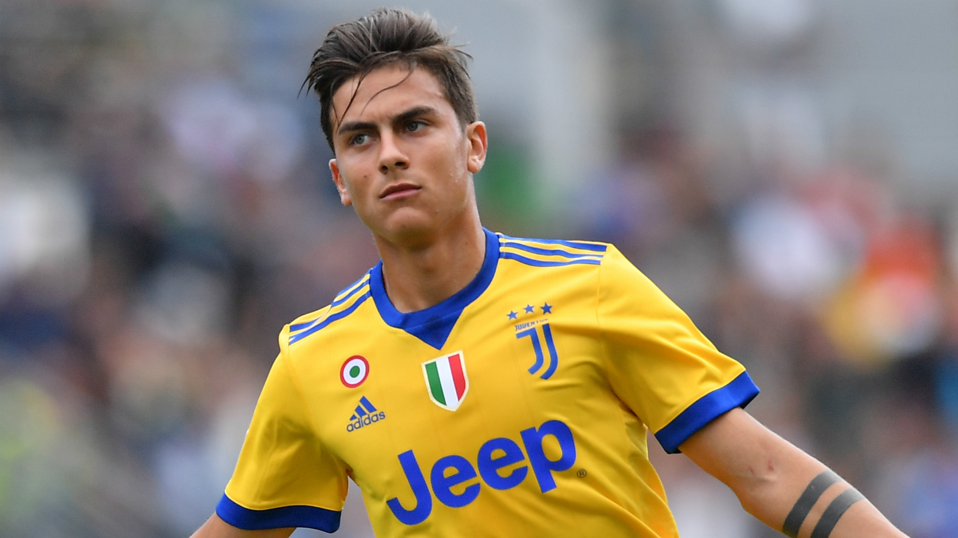 dybala yellow jersey