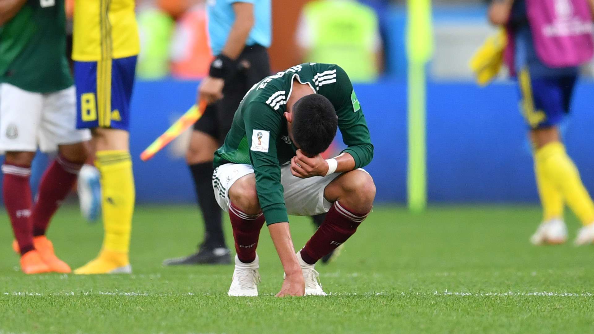 Edson Alvarez From Tears In Russia To Smiles In The United States How Ajax S New Signing Bounced Back From World Cup Frustration With Mexico National Team Goal Com