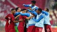 احتفال لاعبي قطر أمام اليمن