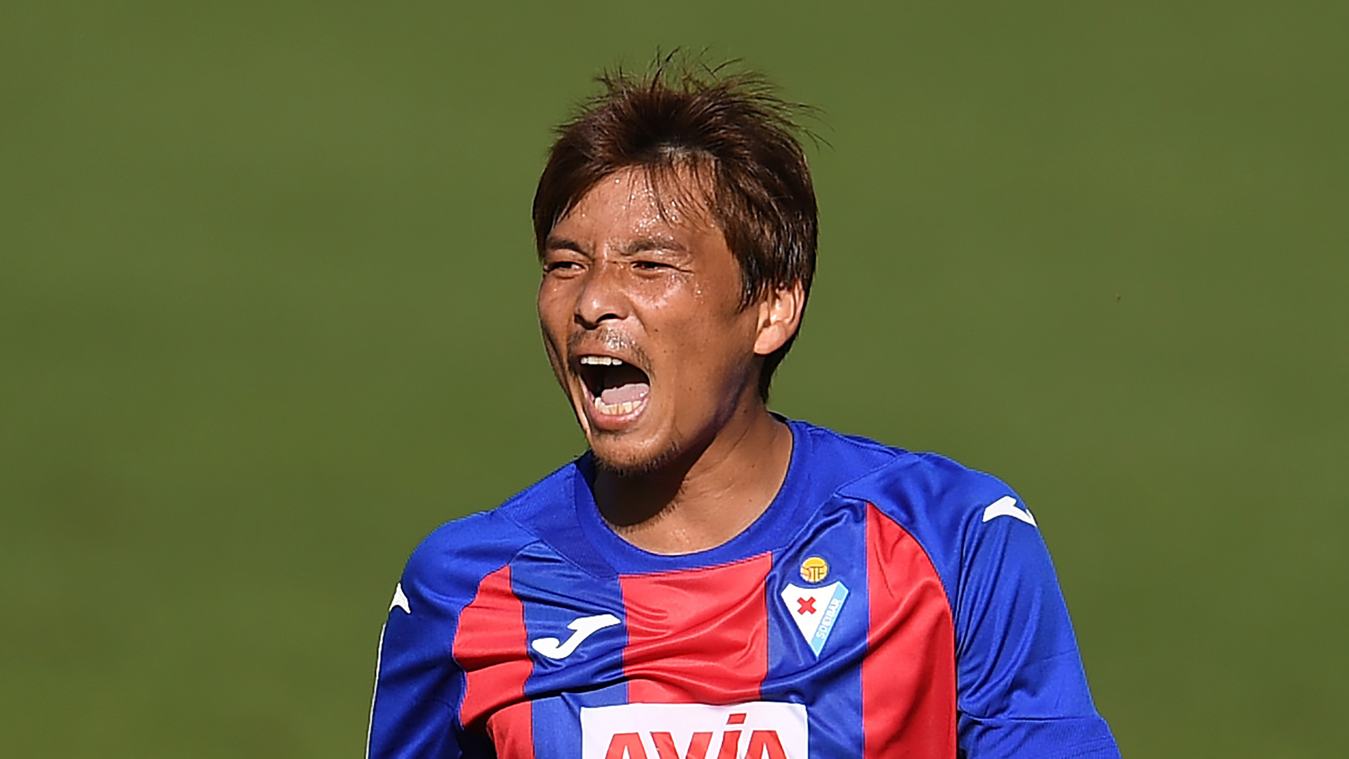 セレッソ大阪が乾貴士の加入を発表 約10年ぶりのjリーグ復帰 Goal Com