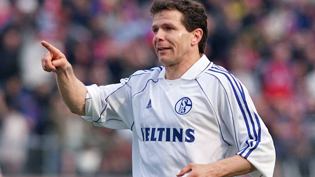 Die Bundesliga Trikots Der Saison 2000 2001 Goal Com