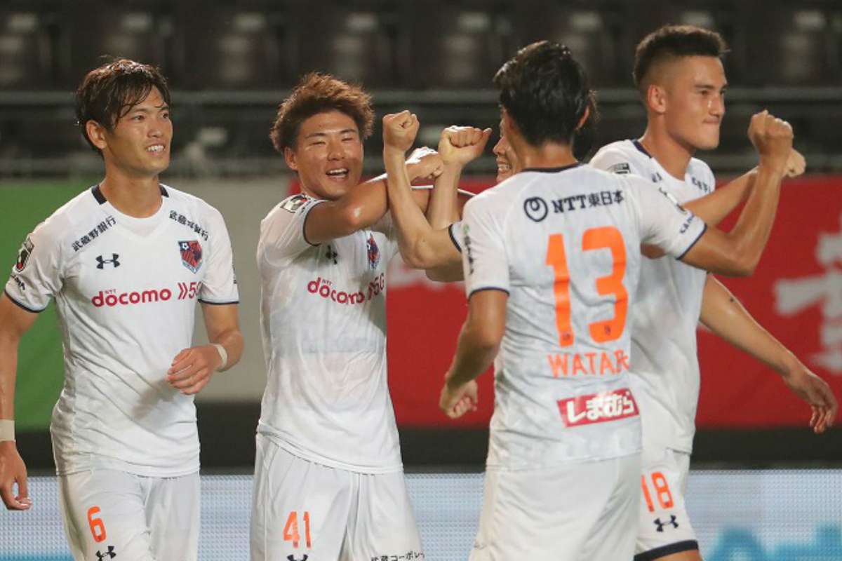 J2第2節 試合結果 大宮と長崎が開幕連勝 愛媛が3点差ひっくり返す大逆転劇 Goal Com