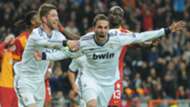 Sergio Ramos Higuain Real Madrid