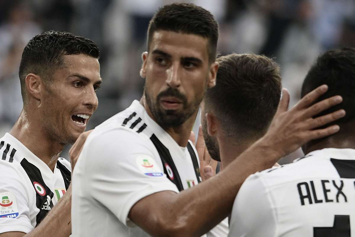 ケディラが古巣時代からの同僚c ロナウドを称賛 並外れている 史上最高の一人 Goal Com