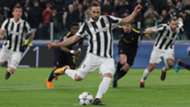 Gonzalo Higuain Juventus Tottenham Champions League