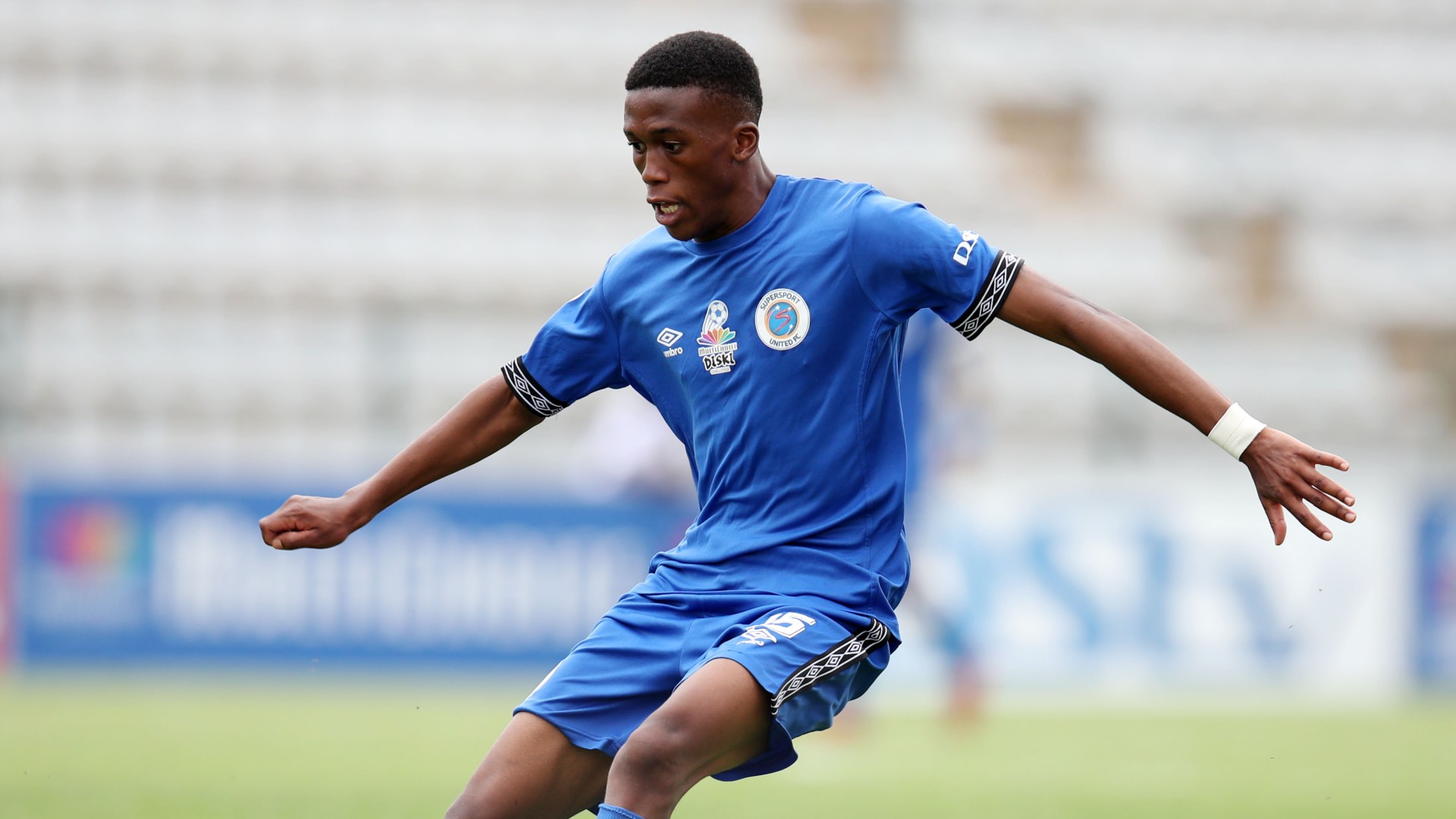 Moralo Supersport United Bring In Amajita Starlet To Fill Void Left By Bafana Bafana Midfielder Furman Goal Com