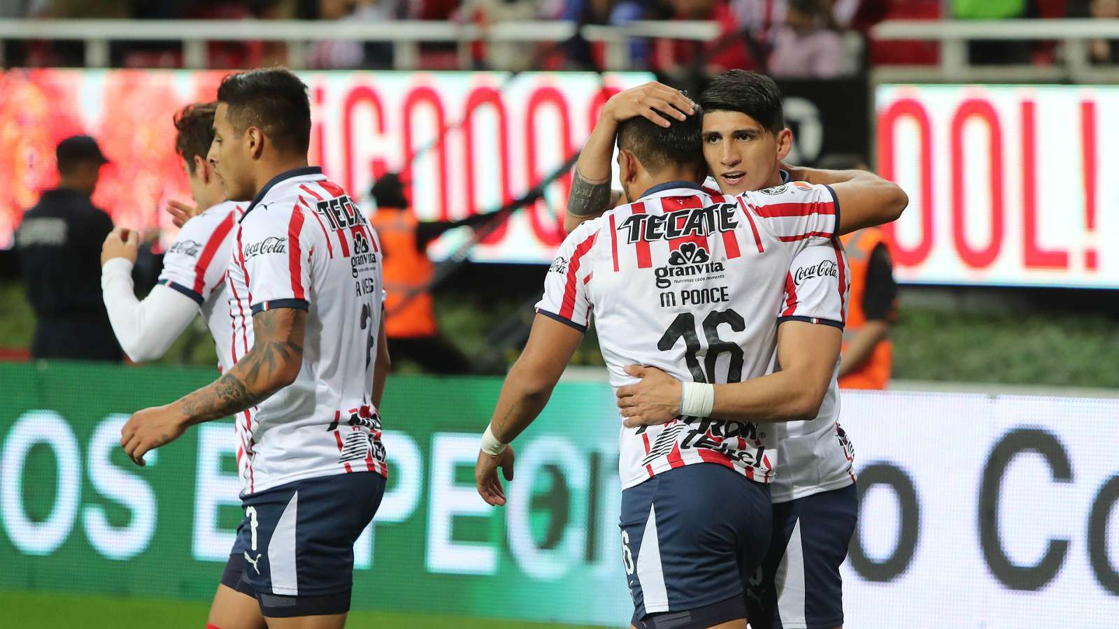 Chivas Vs Manchester United Alineaciones ¿A qu茅 hora juega Chivas vs Monterrey por el Clausura 2019