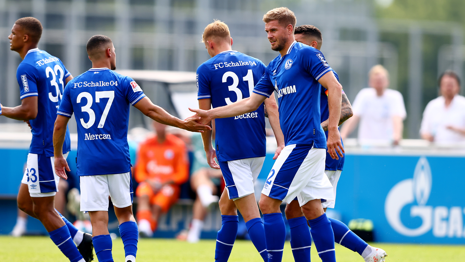 Fc Schalke 04 Vs Vitesse Arnheim Heute Live Das Testspiel Im Tv Und Live Stream Sehen Goal Com