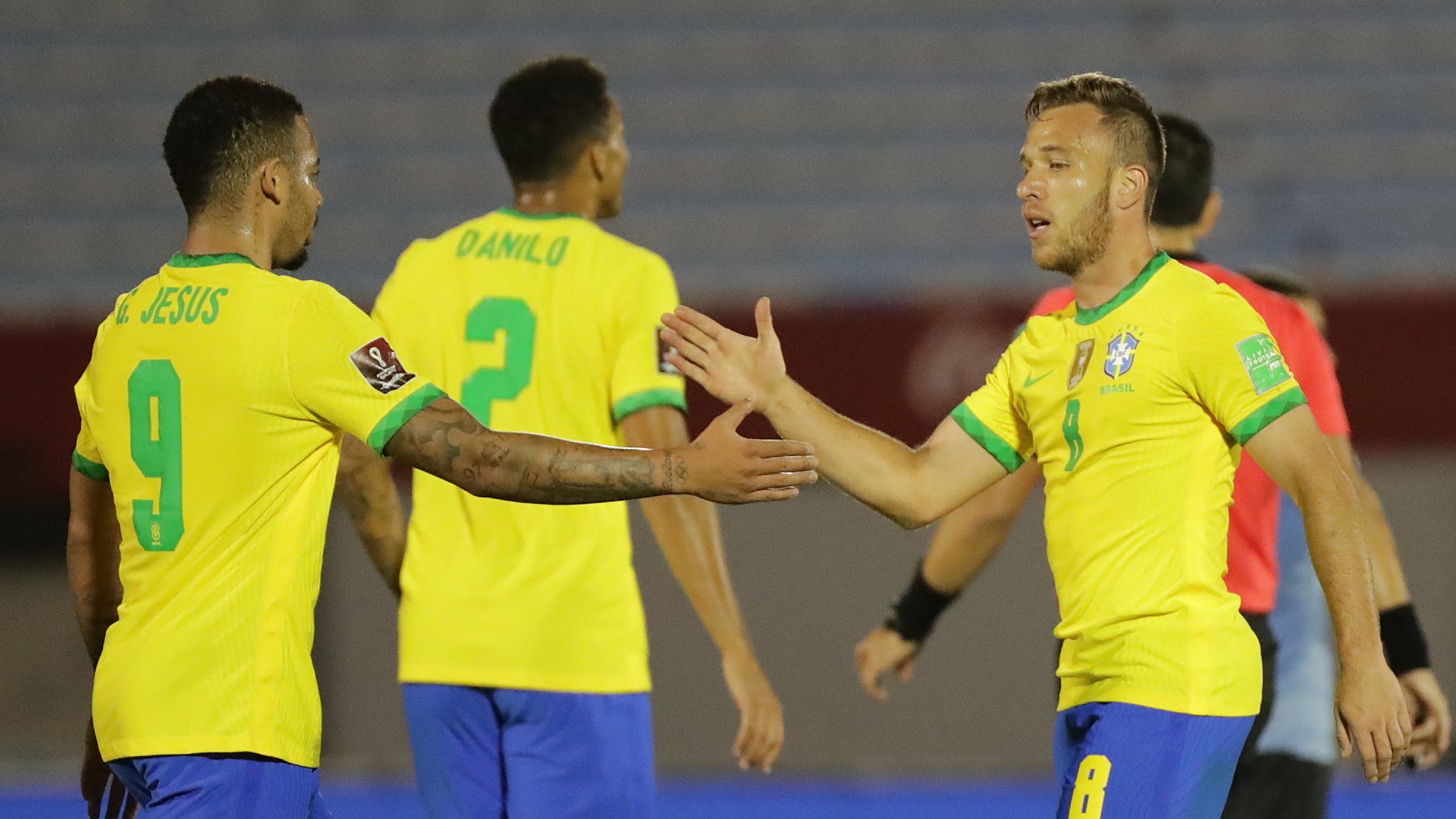 ブラジルがカバーニ退場のウルグアイ下して4連勝 ハメス先発コロンビアはまさかの6失点大敗 Goal Com ブラジルがカバーニ退場のウルグアイ下して4連勝 ハメス先発コロンビアはまさかの6失点大敗 Goal Com