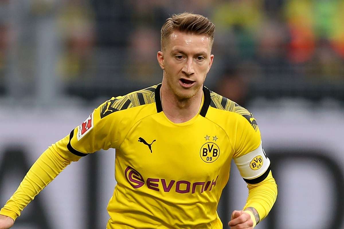 ホームタウンを助けよう ロイス 妻と外出制限令で苦しむ地元中小企業に6000万円寄付 Goal Com