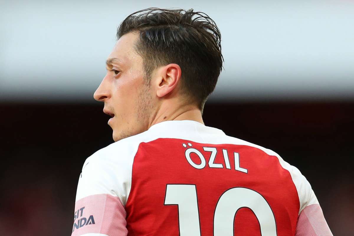 Arsenal news Mesut Ozil is a maestro like Dennis Bergkamp Arsenal news Mesut Ozil is a maestro like Dennis Bergkamp