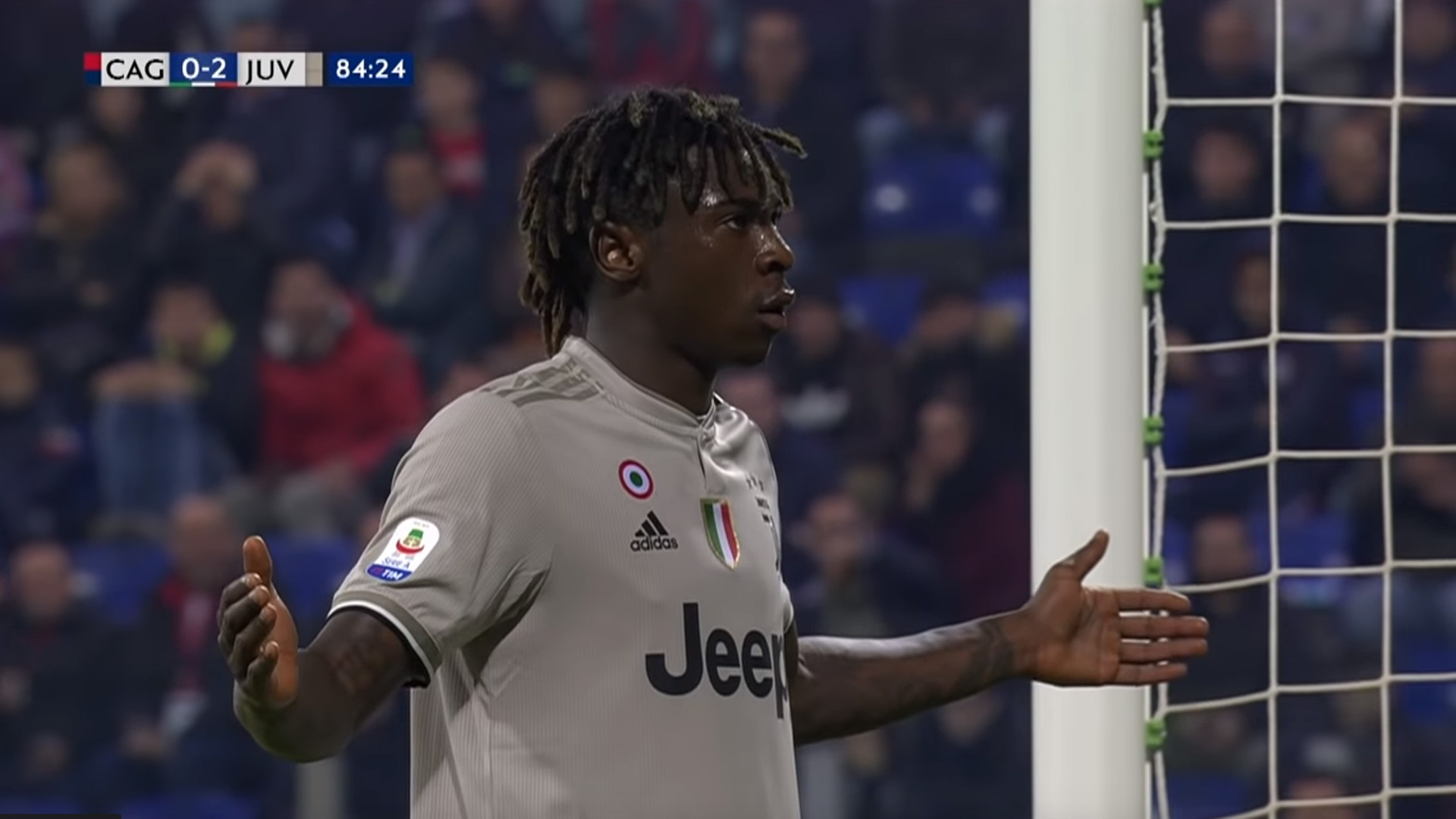 Video Juventus Spieler Kean Und Matuidi In Cagliari Wohl Opfer Von Rassismus Goal Com