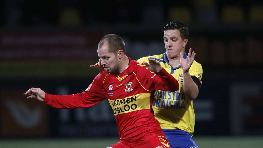 Nummer drie haakt af in Keuken Kampioen Divisie; hattrick velt Ajax