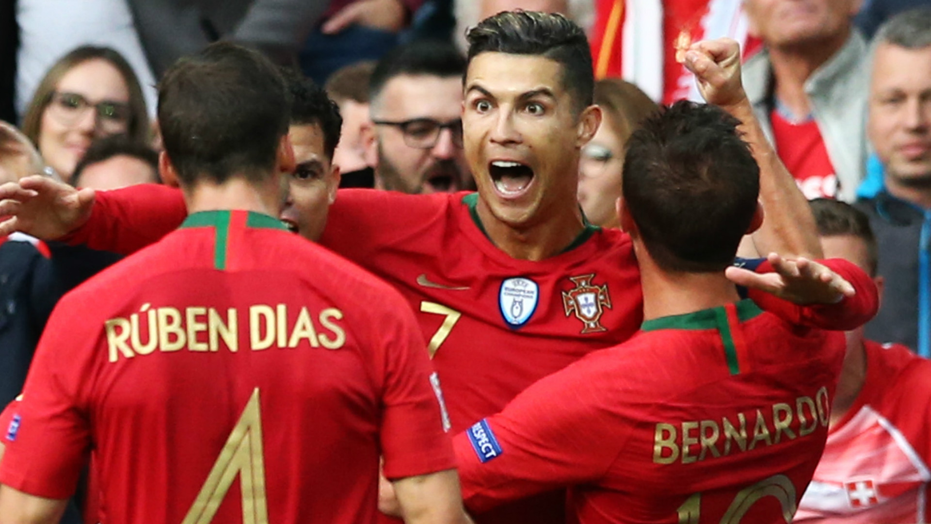 C ロナウド圧巻のハット ポルトガルが初代王座に王手 スイスをエース3発で下す Nl準決勝 Goal Com C ロナウド圧巻のハット ポルトガルが初代王座に王手 スイスをエース3発で下す Nl準決勝 Goal Com