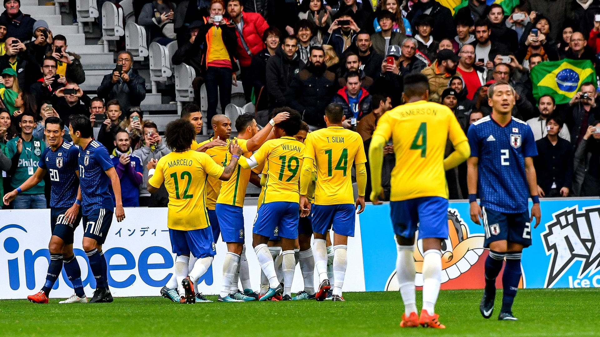 日本代表 ブラジル相手に3失点完敗 槙野 意地のヘッド弾 もネイマールらタレント集団止められず Goal Com