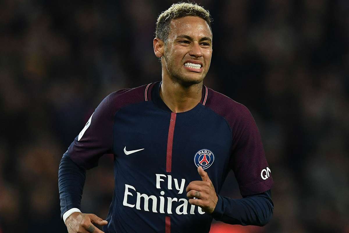 世界最高額の男 ネイマール 年俸は49億円 テベスに次ぐ世界2位の高給取りに Goal Com 世界最高額の男 ネイマール 年俸は49億円 テベスに次ぐ世界2位の高給取りに Goal Com