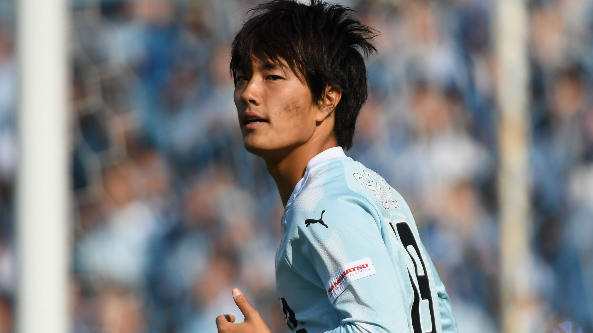 クリスマスイブを一緒に過ごしたいjリーガーは 投票結果を発表 1位に輝いたのはあのイケメン Goal Com クリスマスイブを一緒に過ごしたいjリーガーは 投票結果を発表 1位に輝いたのはあのイケメン Goal Com
